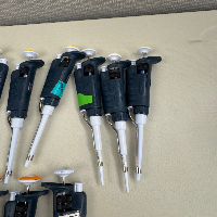 Gilson Micropipettes Quantity 17 image 3